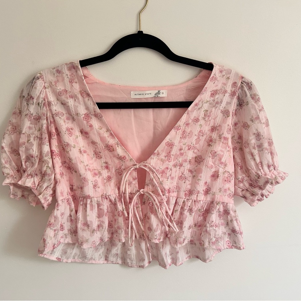 Altar'd State Pink Puff Sleeve Crop Top